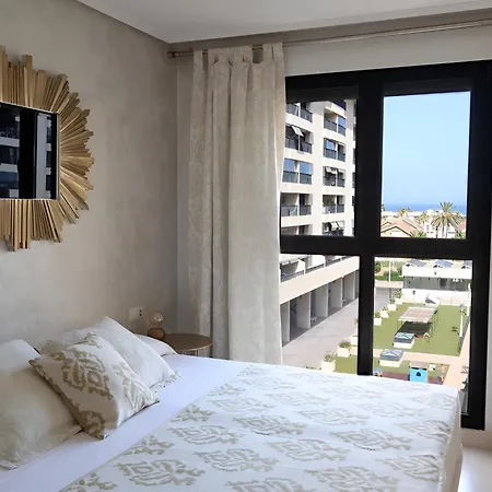 Doble A Deluxe Valencia